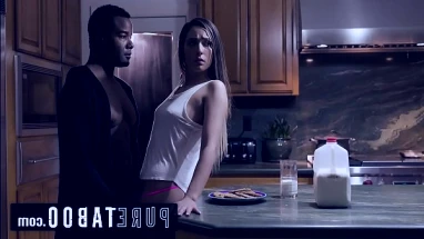 Jaye Summers Is Creampied By Both Boyfriend & His Father